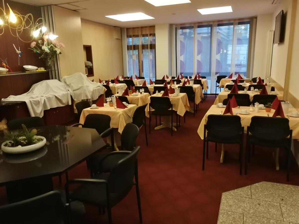 Hotel An Der Philharmonie Кельн Екстер'єр фото